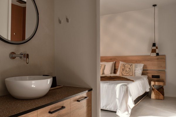 Superior Suites