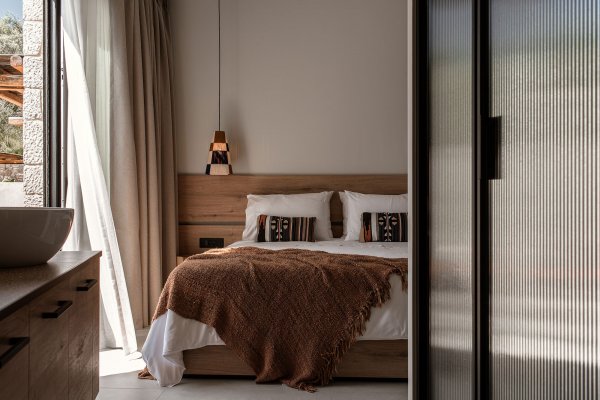 Standard Suites
